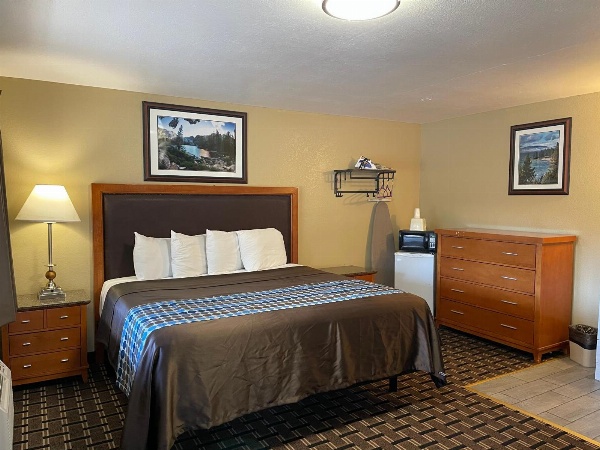 Tahoe Hacienda Inn image 5